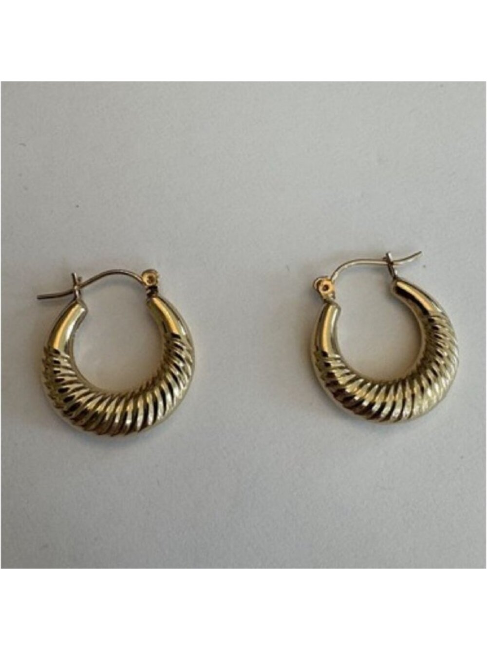 Minimalist hoop earrings M981